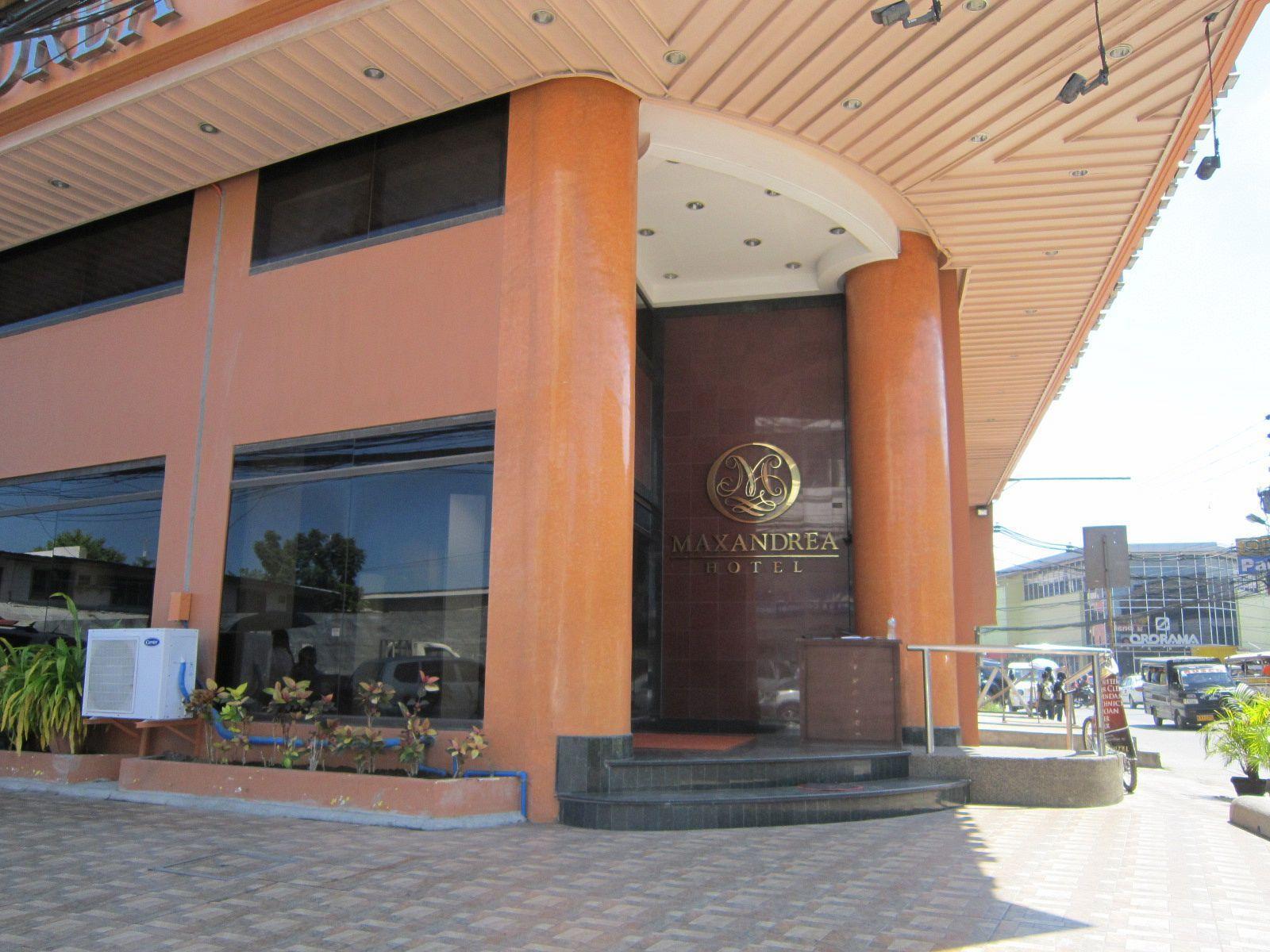 Maxandrea Hotel Cagayán de Oro Extérieur photo